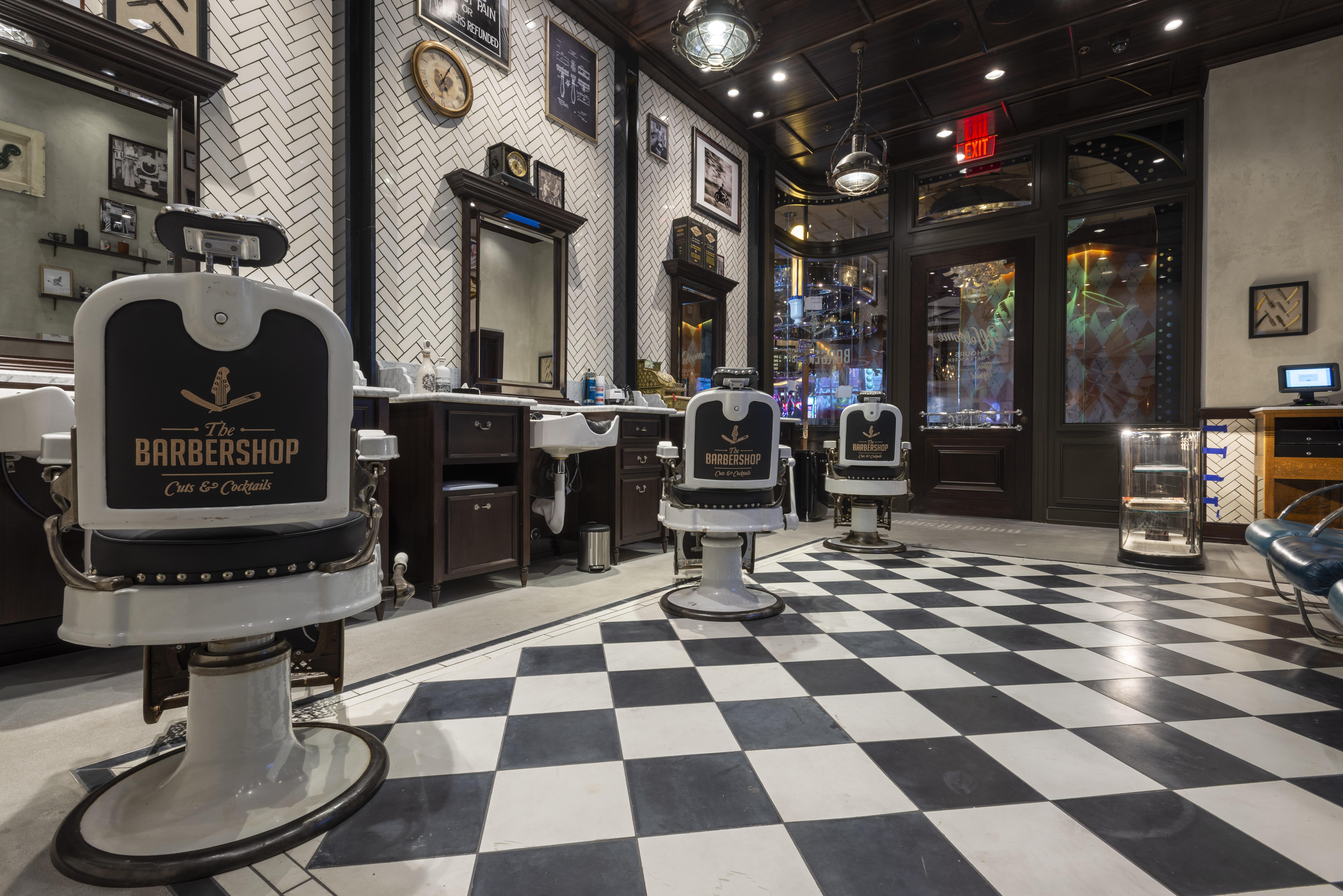The Cosmopolitan Of Las Vegas Esterno foto The interior of a barbershop in New York City