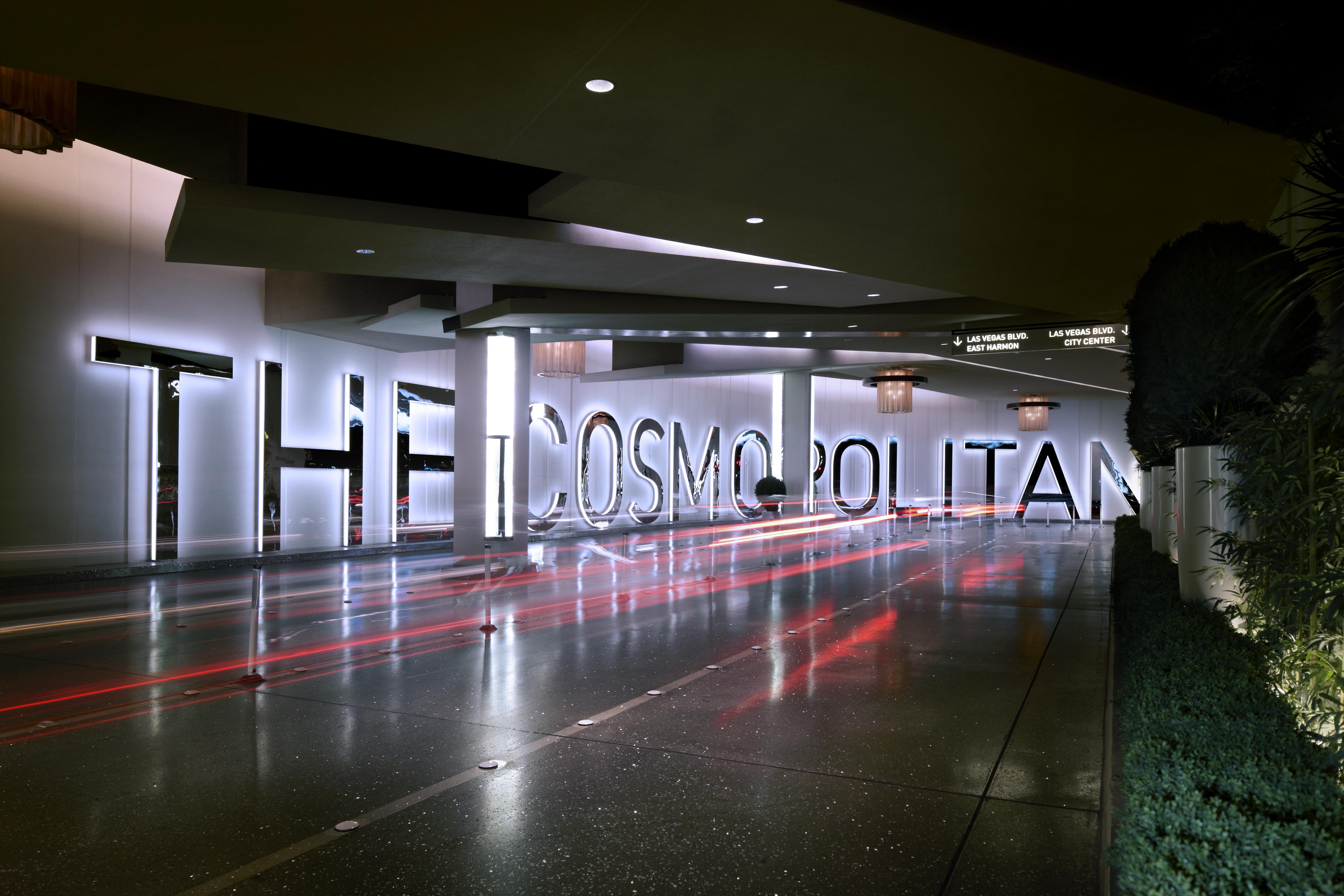 The Cosmopolitan Of Las Vegas Esterno foto The Cosmopolitan logo at the entrance
