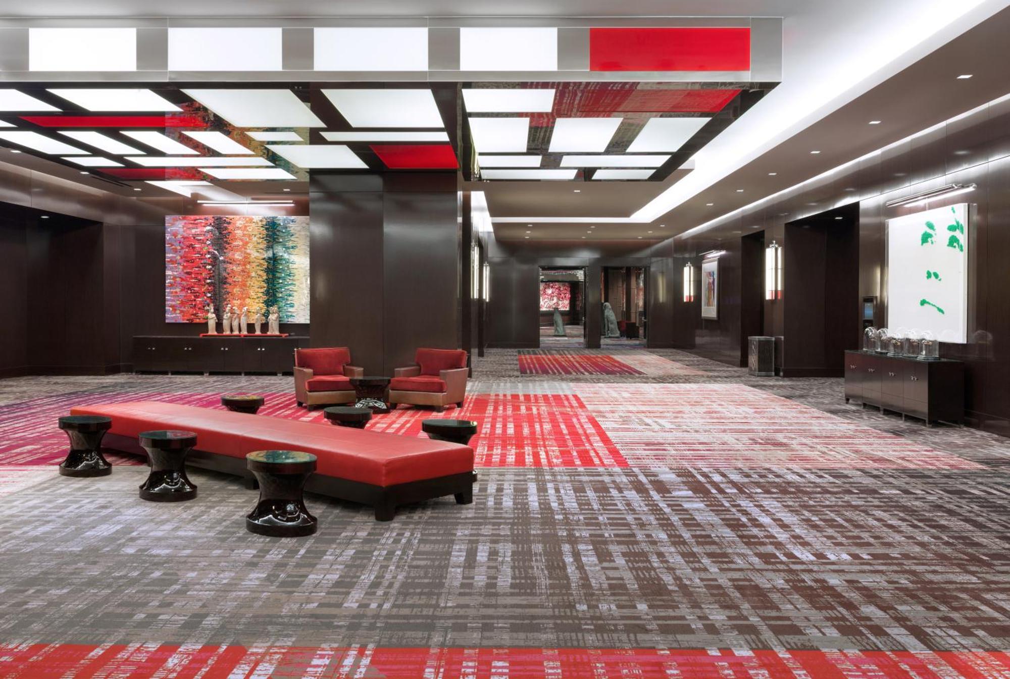 The Cosmopolitan Of Las Vegas Esterno foto The lobby of the hotel